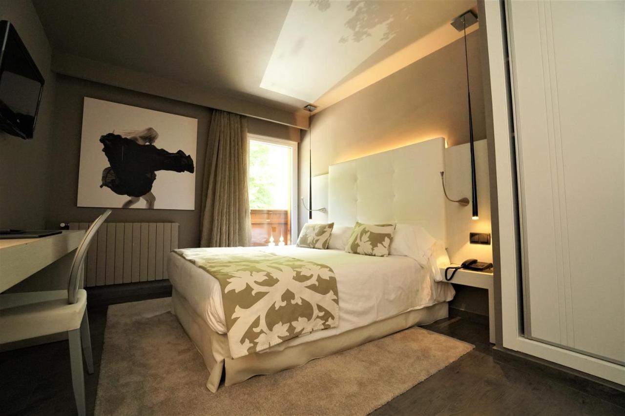 Hotel & Spa Xalet Bringue Эл Серрат Экстерьер фото